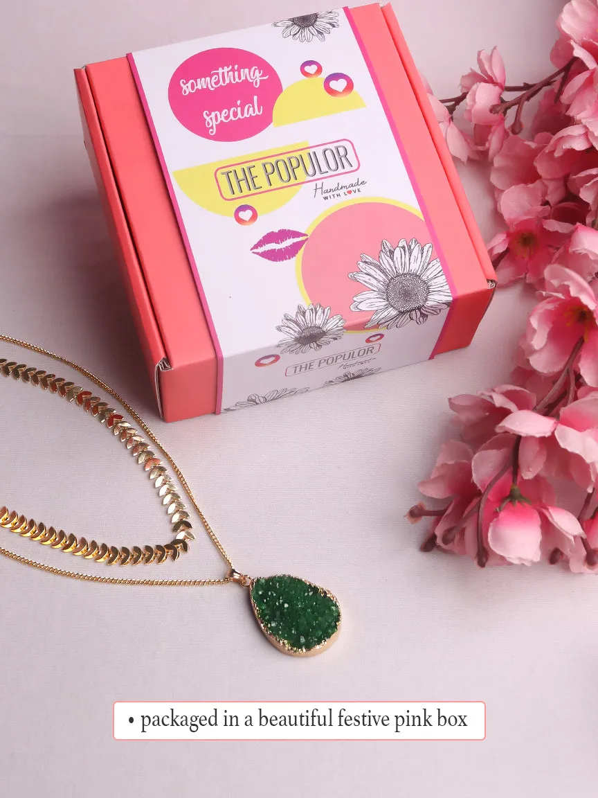 Gold Layer Necklace   Druzy Pendant