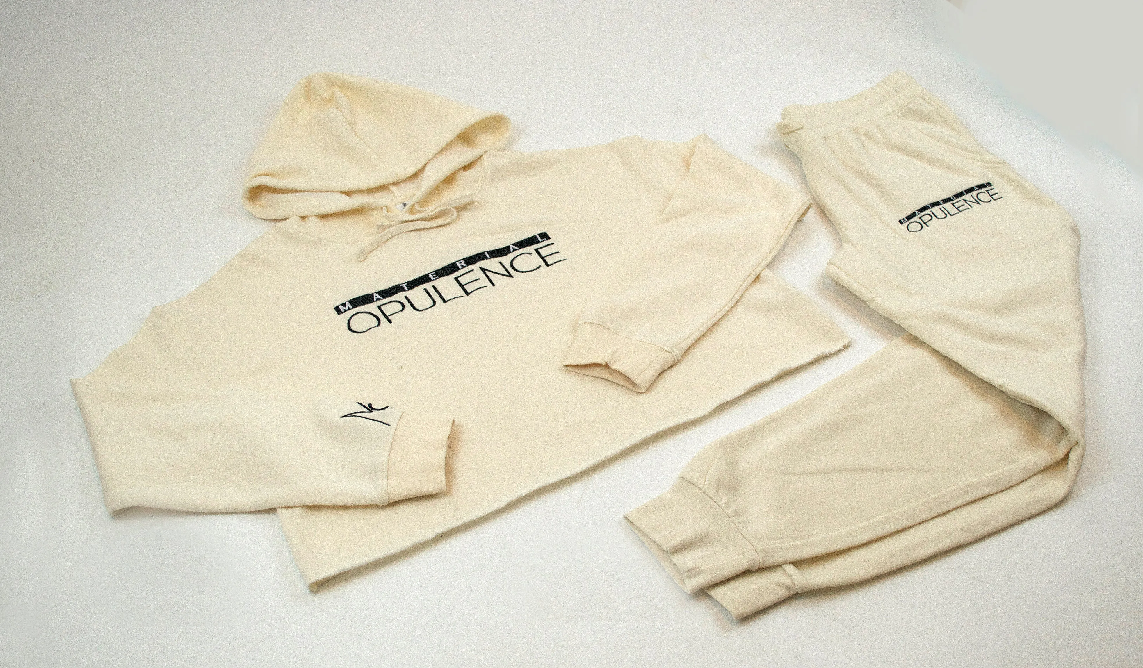 MO Crop Set Bone