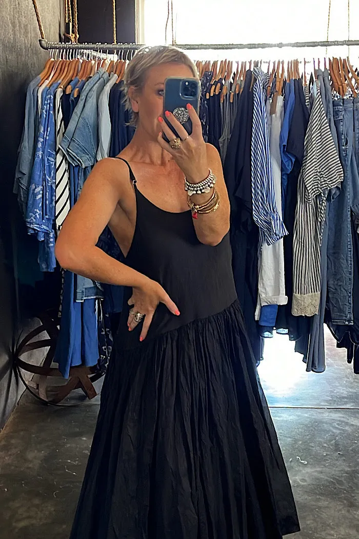 TUTU SLIP LONG - BLACK