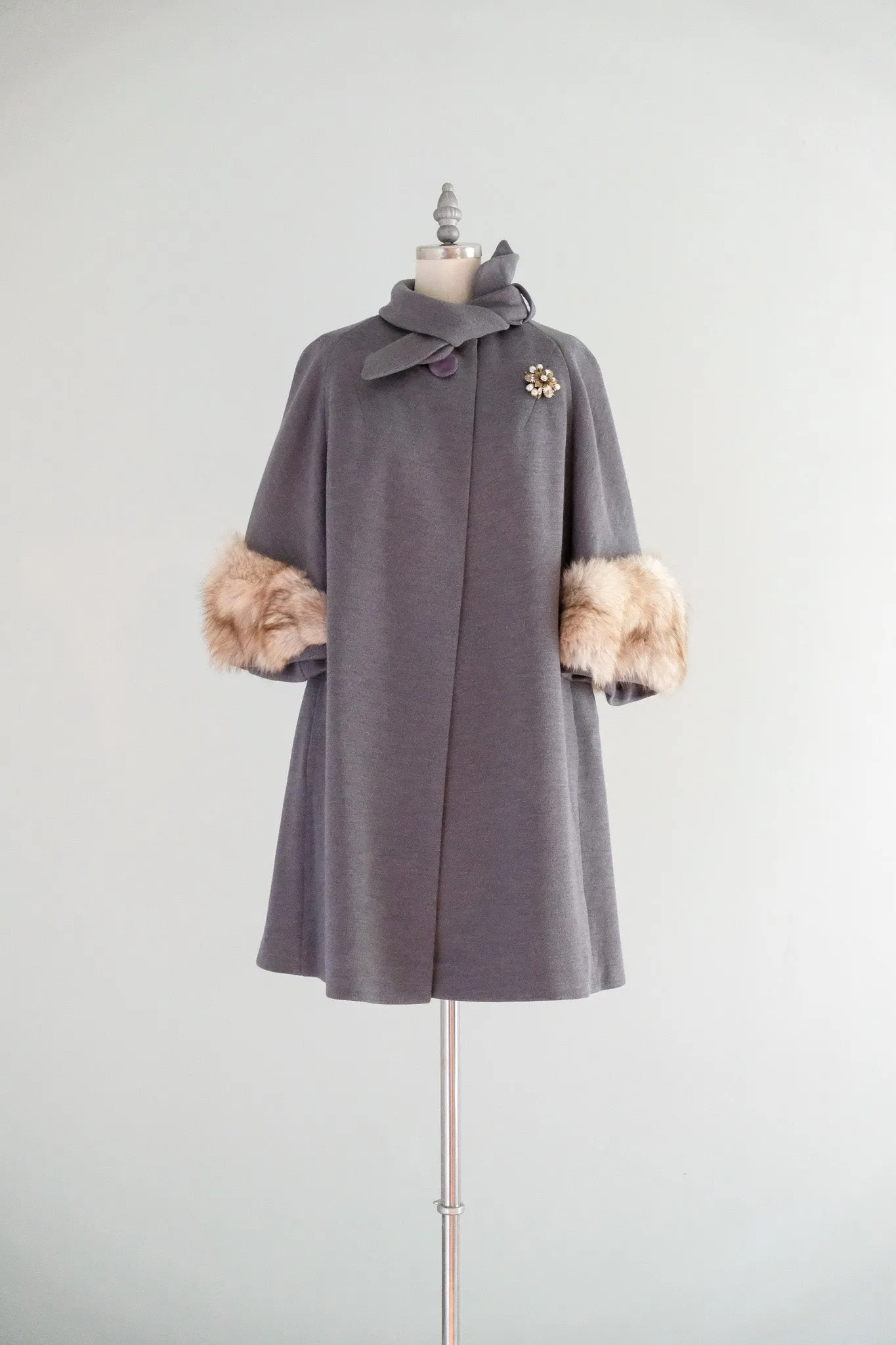 Vintage 1960's Grey Wool Swing Coat with Fur Cuffs / M